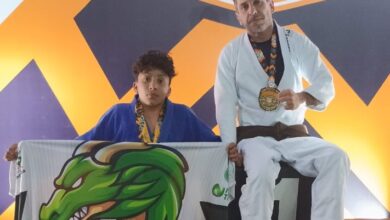 Irmãos Matheus e Davi Avelar com medalhas no Panamericano de Para Jiu-Jitsu em São Paulo