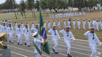 Aprendizes-Marinheiros da Marinha do Brasil durante formação militar-naval