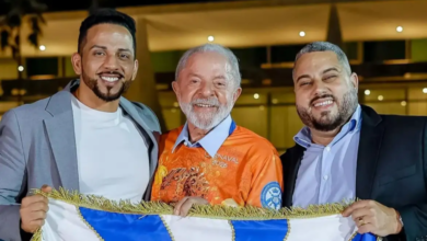 Presidente da República, Luiz Inácio Lula da Silva, durante encontro com integrantes da escola de samba Acadêmicos de Niterói