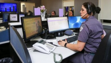 O uso de tecnologia, como o atendimento qualificado por meio da Cabine Lilás e o monitoramento por tornozeleiras, foi apontado como uma mudança de paradigma na proteção das mulheres Foto: Divulgação/Governo de SP