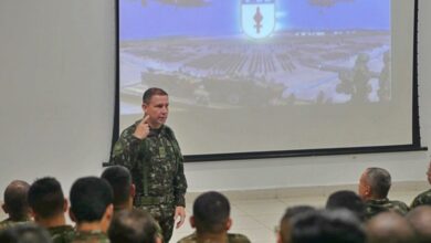 General Marcelo Lorenzini Zucco durante inspeção no 2º Batalhão de Engenharia de Combate em Pindamonhangaba