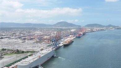 Com mais de 600 conexões internacionais, Porto de Santos ilustra relevância das rotas marítimas para o comércio e a segurança global