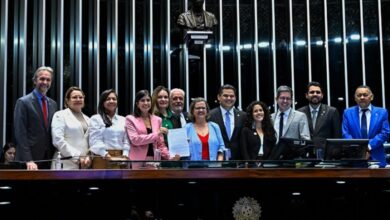 Discutido por senadores ao mesmo tempo em que tramitava na Câmara, texto teve urgência no Plenário do Senado