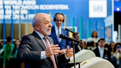 Presidente da República, Luiz Inácio Lula da Silva, durante visita à Feira Industrial de Hanôver. “Messegelände”, Halls 11, 12 e 27, Alemanha.