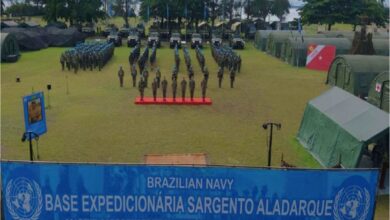 Fuzileiros realizam treinamento com drones, robôs e blindados visando inspeção da ONU no Rio.