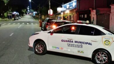 Operação Sossego fiscalizou 12 estabelecimentos em Taubaté e fechou dois locais por irregularidades.