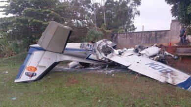 Queda de avião em Marília mata duas pessoas e deixa uma ferida