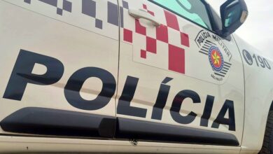 Homem é preso após agredir companheira em Pindamonhangaba.. Editoria Segurança Pública