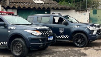 Veículo furtado é recuperado pela GCM de Taubaté durante patrulhamento da Romu; um suspeito foi preso.