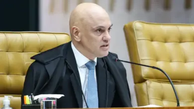 Senador postou, nas redes sociais, carta escrita pelo pai em seu favor