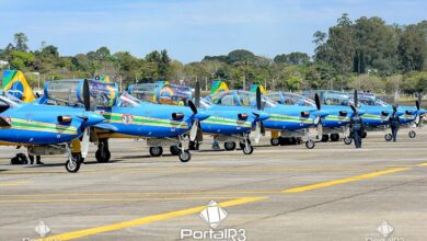 Esquadrilha da Fumaça em edição anterior no CAVEx em Taubaté