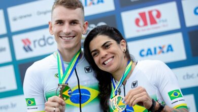 Atletas conquistaram o XCO após vencerem também o Short Track e encerraram a competição com dois títulos nacionais. (Foto: Thiago Lemos/CBC)