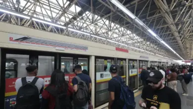 Trabalhadores decidem em assembleia se encerram a greve